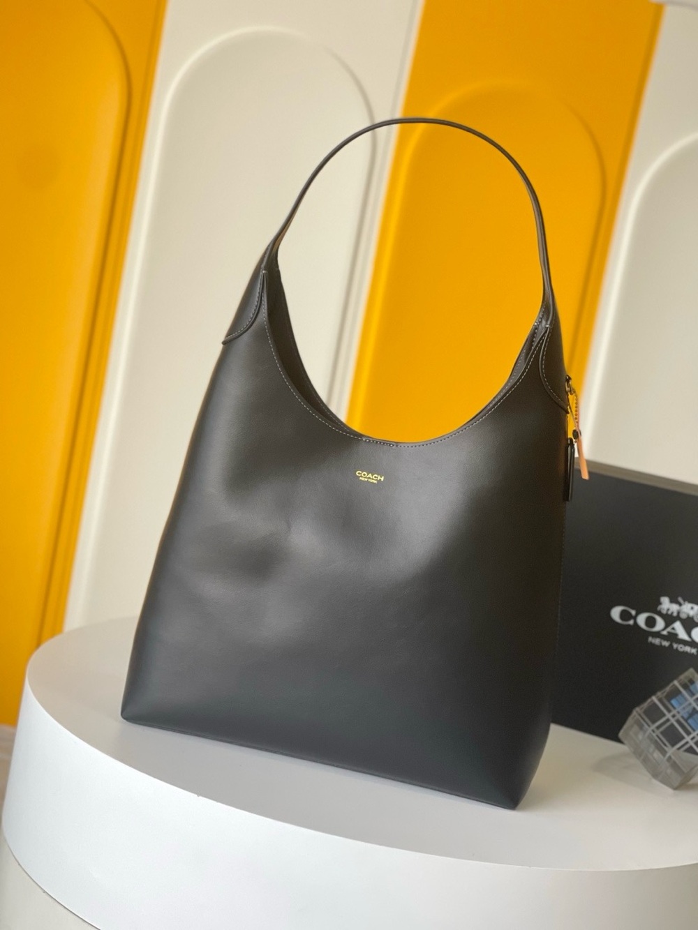 Coach Black Smooth Leather Shoulder Hobo